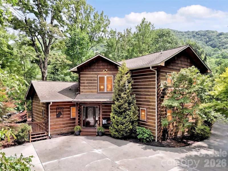 3214 Big Laurel Rd, Waynesville, NC 28785