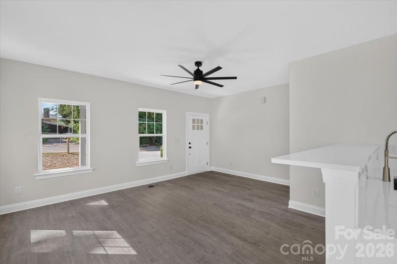 228 Hillside Ave, Concord, NC 28025