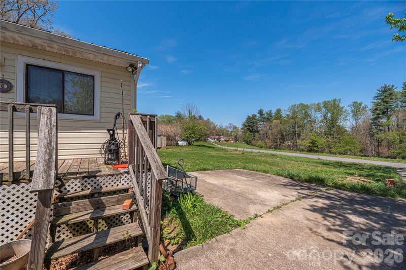 11 Porter Rd, Asheville, NC 28803