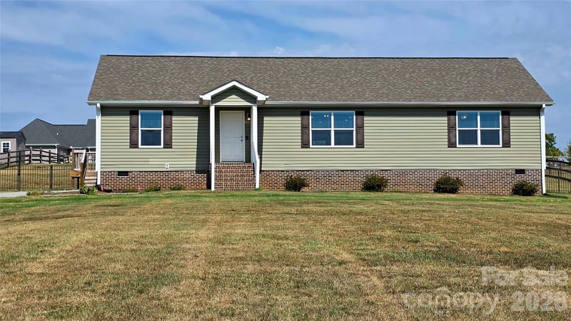154 Back Acres Ln, Kannapolis, NC 28081