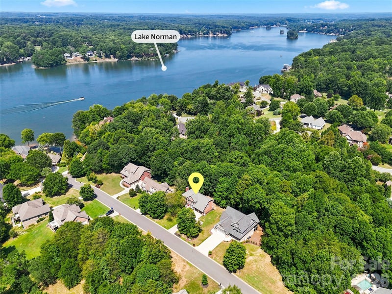 122 Tattersall Dr, Statesville, NC 28677