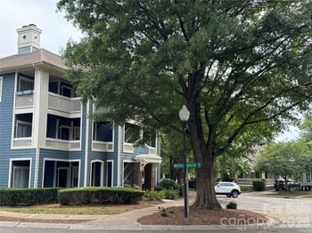 417 Olmsted Park Pl #C, Charlotte, NC 28203