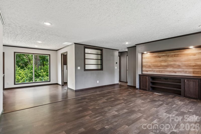 5531 Dalmation St, Iron Station, NC 28080
