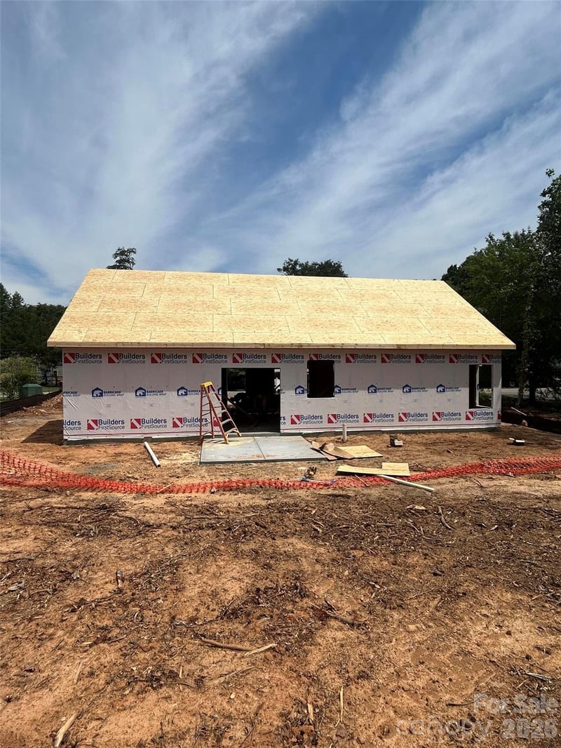 7588 Sarah Dr, Denver, NC 28037