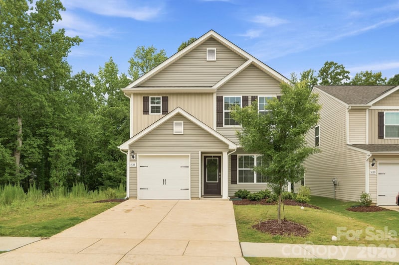 5135 Wolfridge Ave, Charlotte, NC 28214