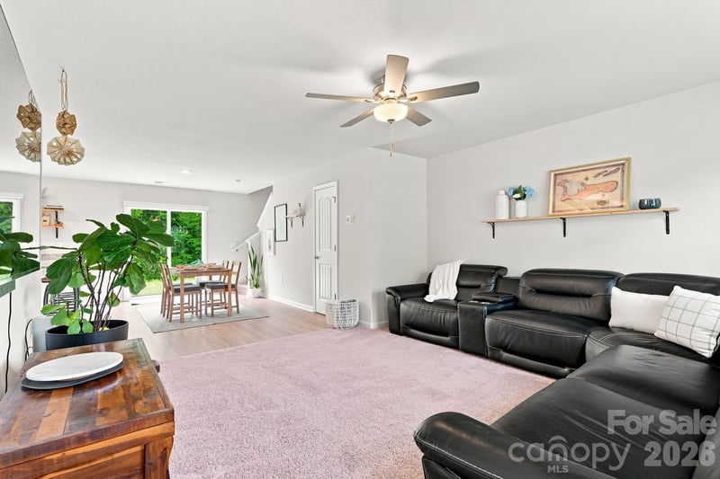 5135 Wolfridge Ave, Charlotte, NC 28214