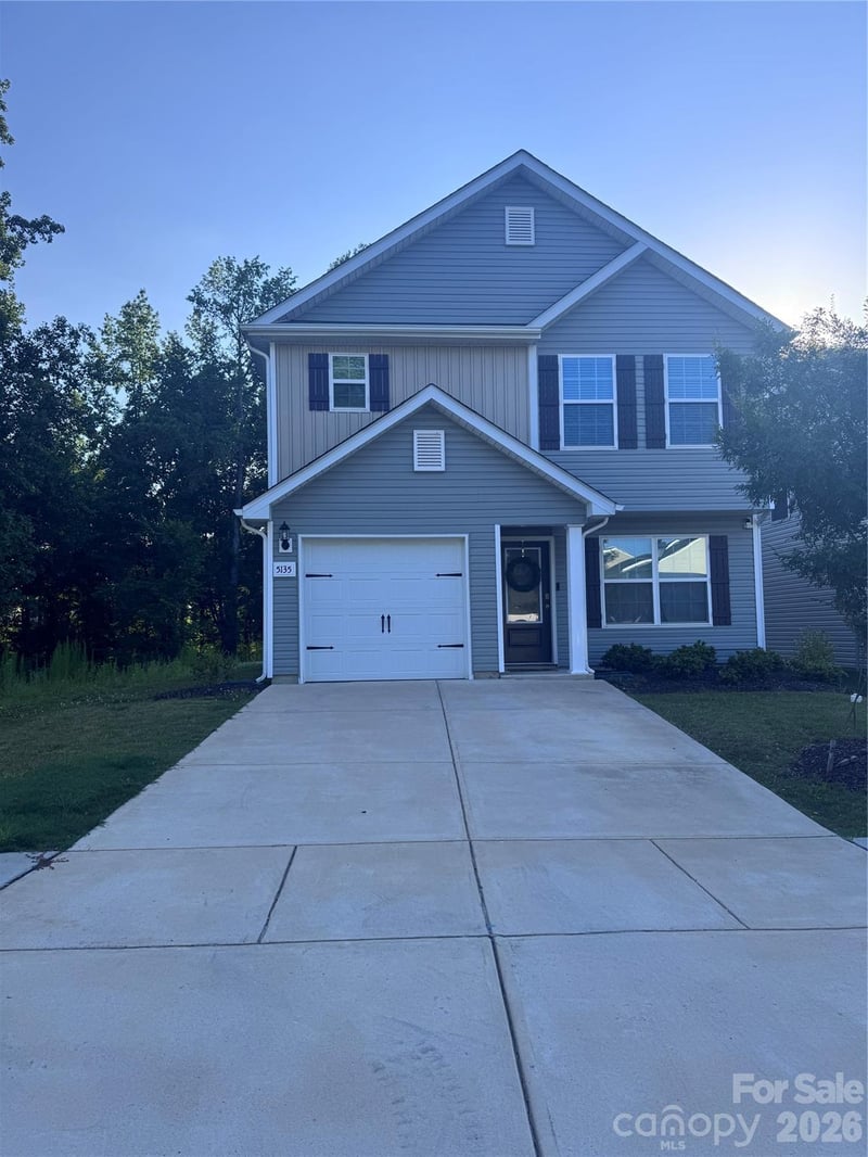 5135 Wolfridge Ave, Charlotte, NC 28214