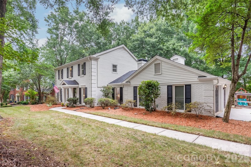 8711 Houston Ridge Rd, Charlotte, NC 28277