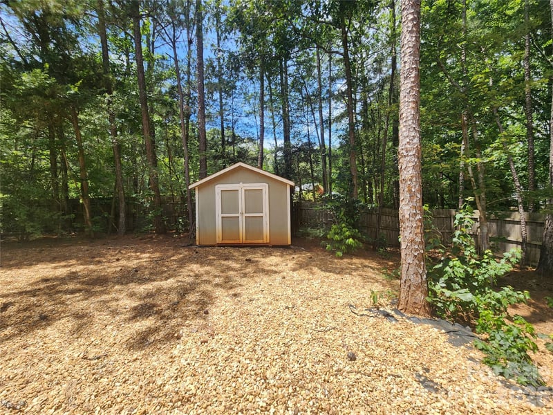 8003 Hope Ln, Waxhaw, NC 28173