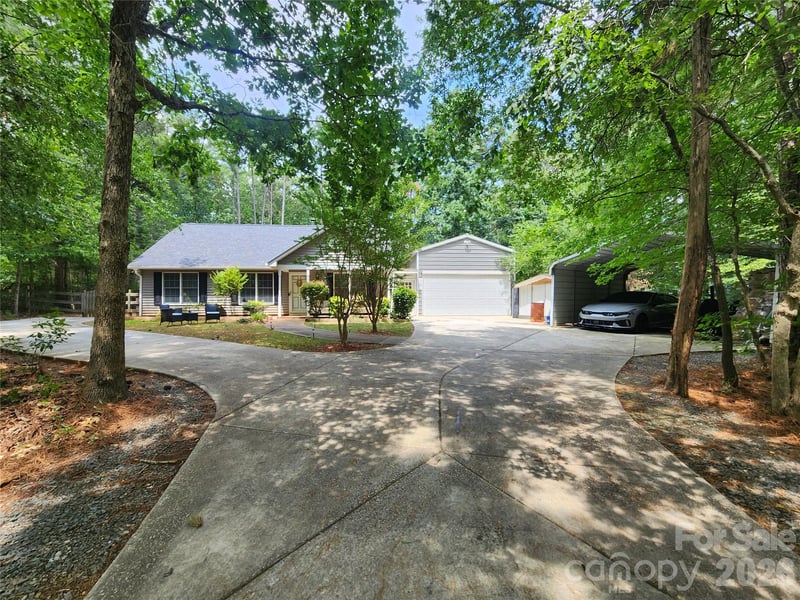 8003 Hope Ln, Waxhaw, NC 28173