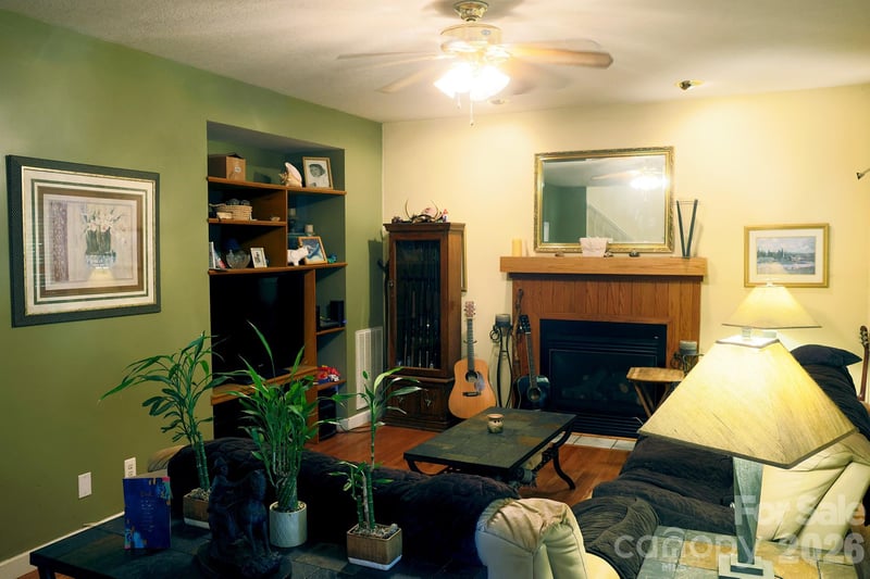 30 Double Brook Dr, Weaverville, NC 28787