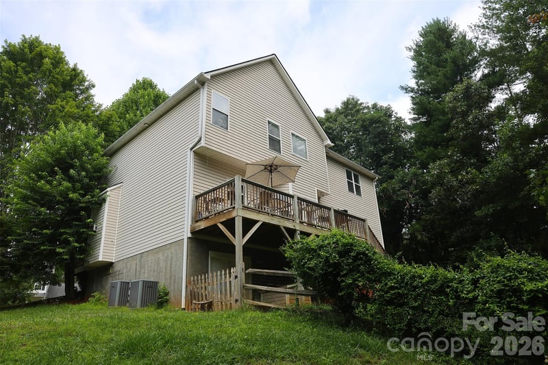 30 Double Brook Dr, Weaverville, NC 28787