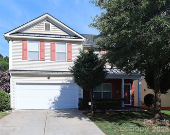 8703 Earthenware Dr, Charlotte, NC 28269
