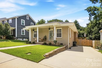 417 Woodvale Pl, Charlotte, NC 28208
