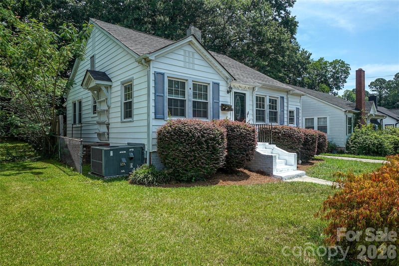 512 8th Ave, Gastonia, NC 28052