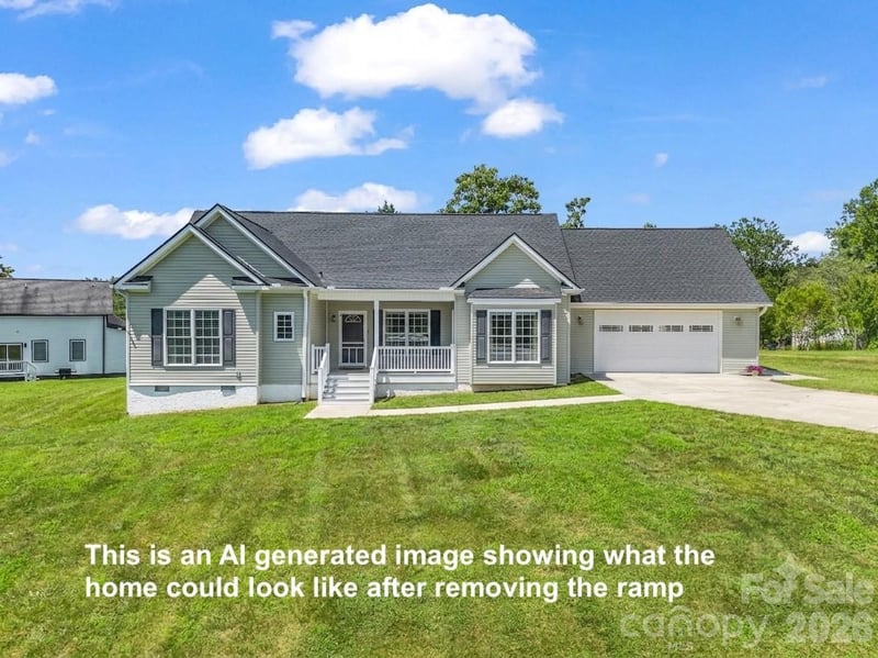 355 Hidden Meadow Dr, Hendersonville, NC 28792