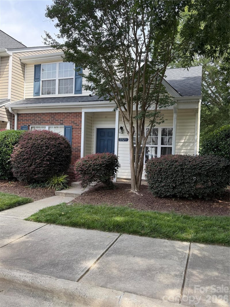 1929 Billingsville School Ct, Charlotte, NC 28214