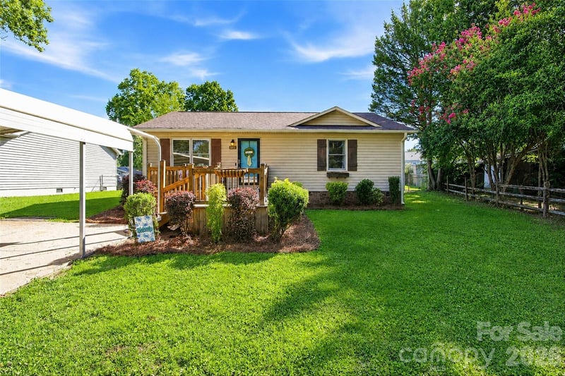 201-A Ewing Dr, Belmont, NC 28012