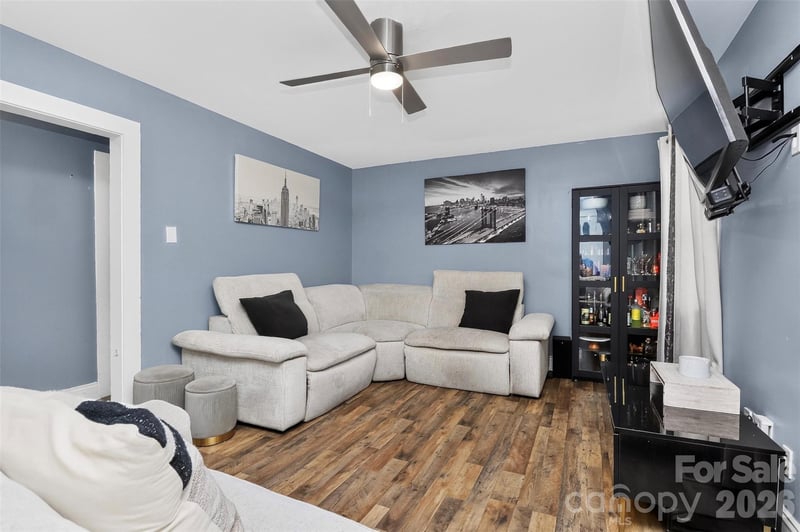 1336 Parkview Cir, Salisbury, NC 28144