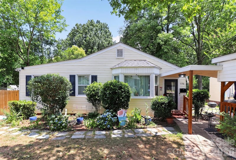 1336 Parkview Cir, Salisbury, NC 28144