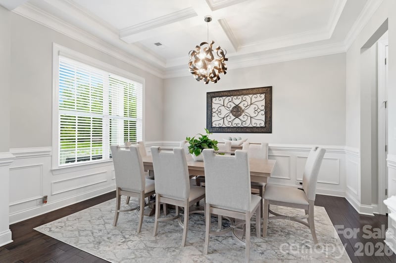 2498 Creekview Dr, Waxhaw, NC 28173