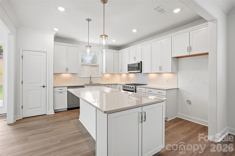 2637 Headwind Ct, Belmont, NC 28012