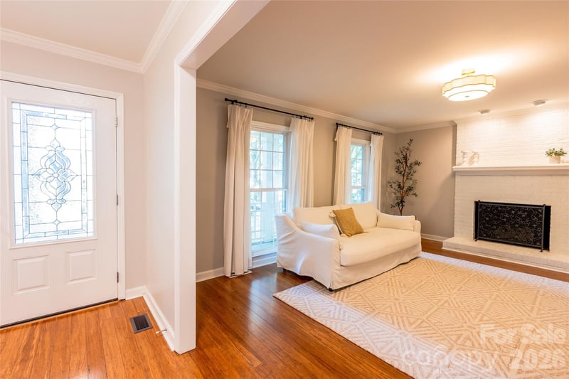 9613 Fairmead Dr, Charlotte, NC 28269