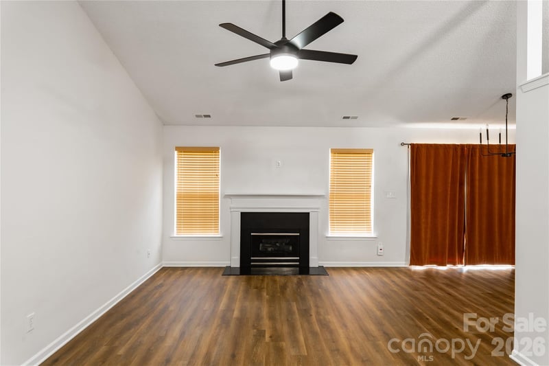 5423 Timbertop Ln, Charlotte, NC 28215