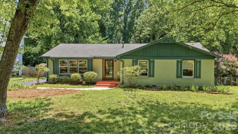 7107 Sherbourne Dr, Charlotte, NC 28210
