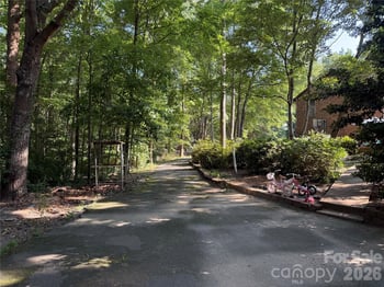15920 Youngblood Rd, Charlotte, NC 28278
