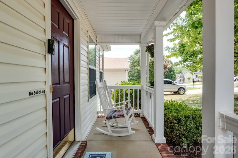 9406 Golden Pond Dr, Charlotte, NC 28269