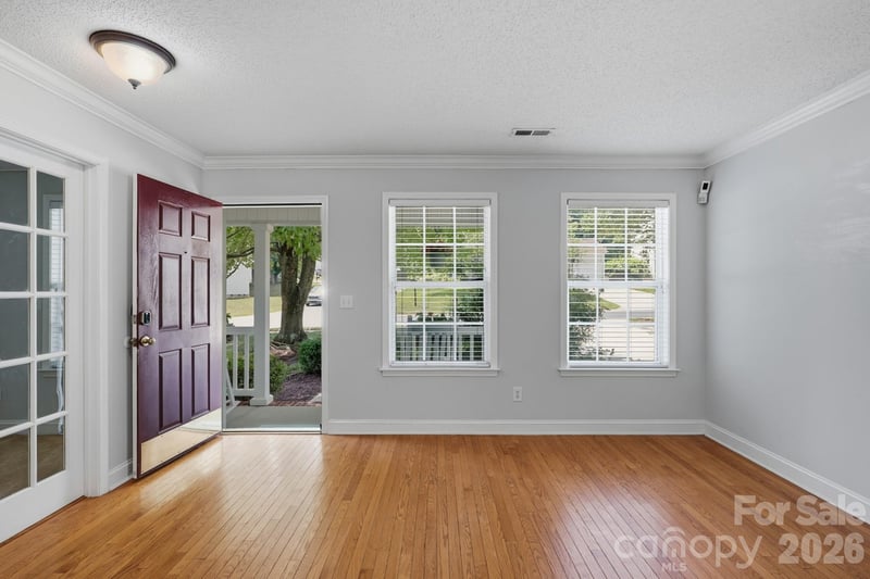9406 Golden Pond Dr, Charlotte, NC 28269