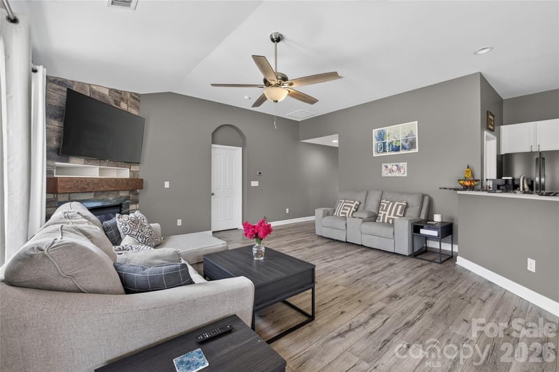 110 Humbold Pl, Mooresville, NC 28115