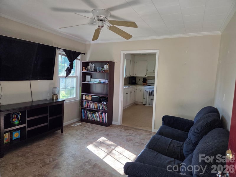 174 Cannon Ave, Concord, NC 28025