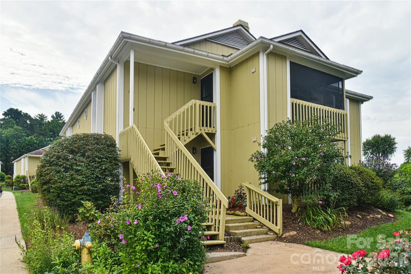 110 Heywood Rd #8D, Arden, NC 28704
