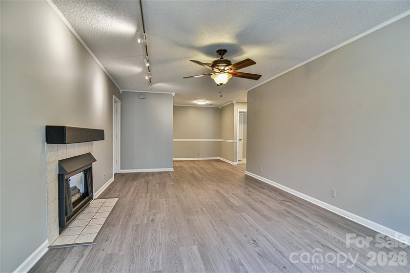 110 Heywood Rd #8D, Arden, NC 28704