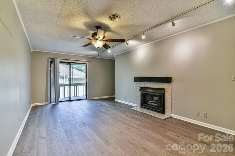 110 Heywood Rd #8D, Arden, NC 28704