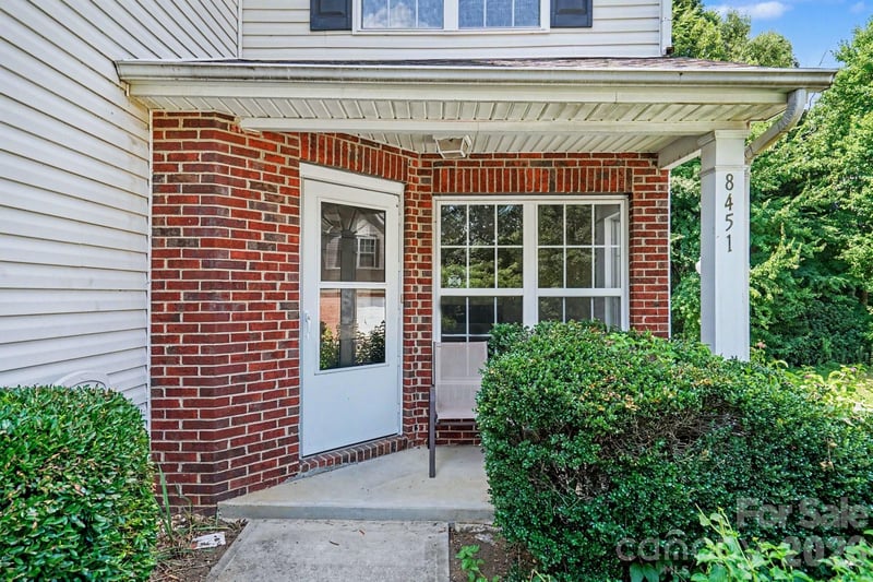 8451 Carolina Lily Ln, Charlotte, NC 28262