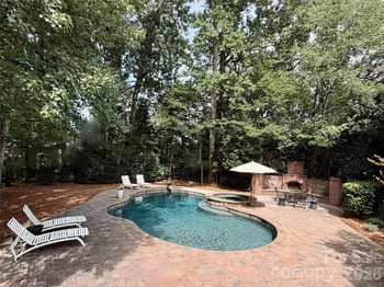 10904 Moran Ln, Charlotte, NC 28277