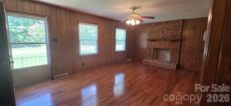 2553 Hickory Hw #2, Statesville, NC 28677