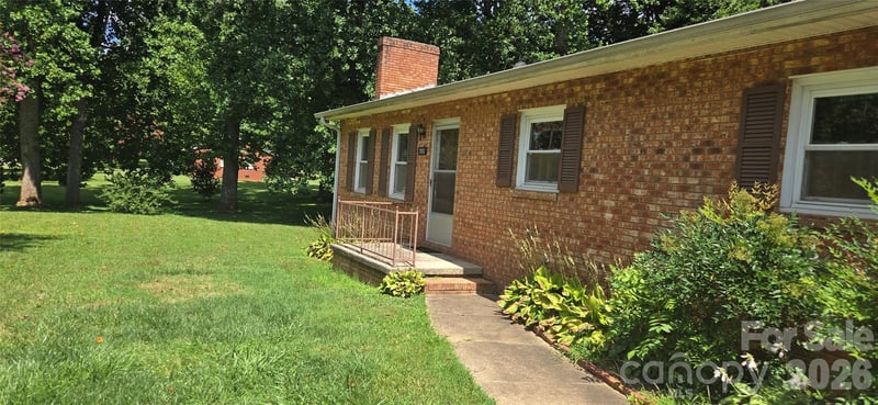 2553 Hickory Hw #2, Statesville, NC 28677