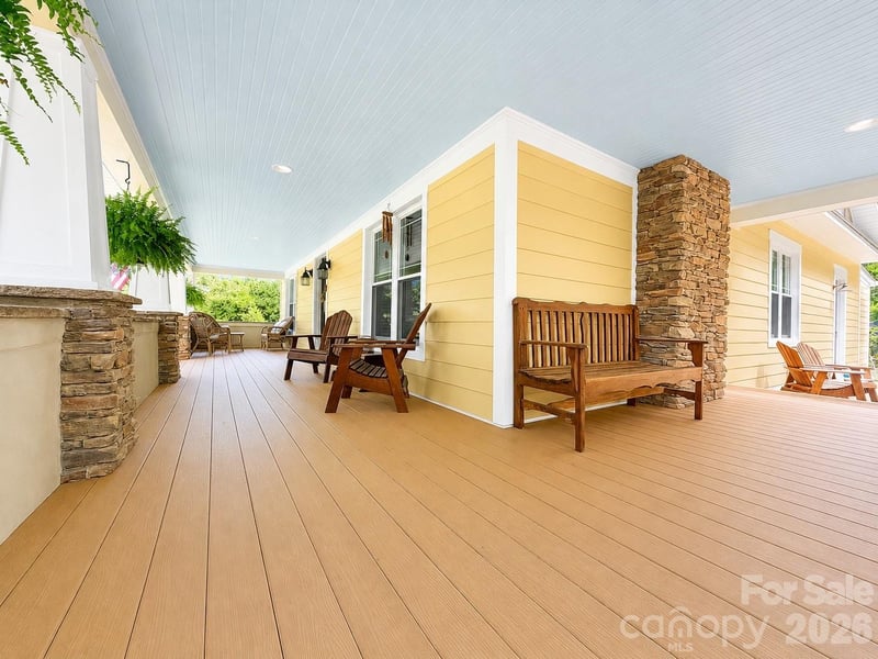 708 Grove St, Lincolnton, NC 28092