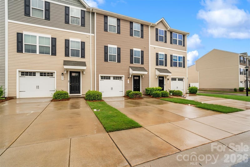 907 Taybyn Rd, Fort Mill, SC 29715