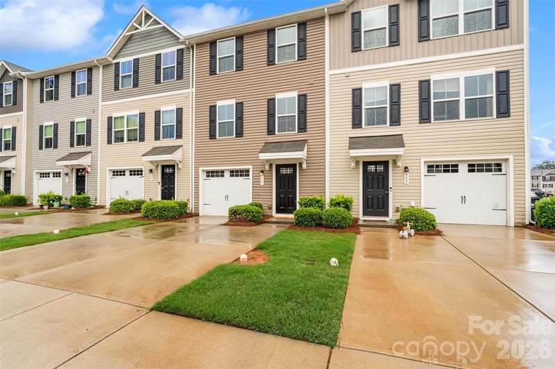 907 Taybyn Rd, Fort Mill, SC 29715