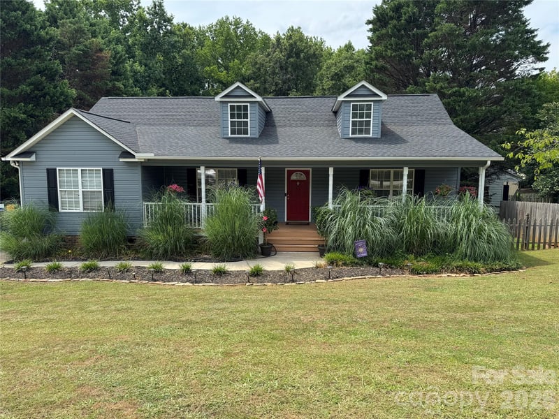 563 Menzies Dr, Rock Hill, SC 29730