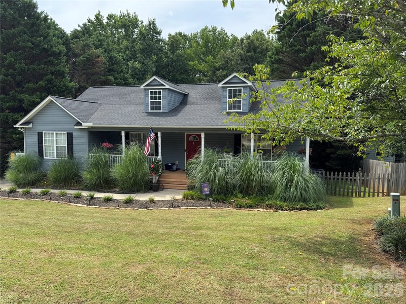 563 Menzies Dr, Rock Hill, SC 29730