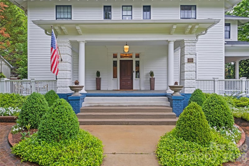 2100 The Plaza Rd, Charlotte, NC 28205