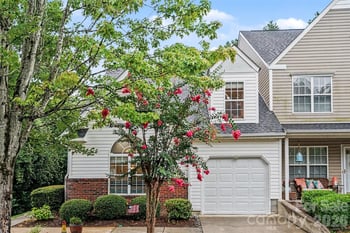 927 Sparrows Nest Ln, Charlotte, NC 28134