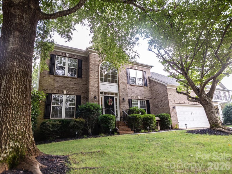 557 Fair Oaks Dr, Fort Mill, SC 29708