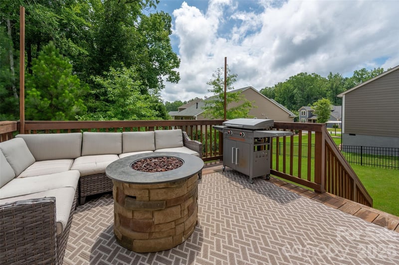 438 Sandbar Point, Clover, SC 29710